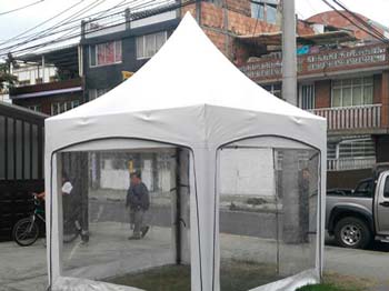carpa con puerta