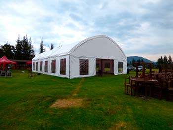 carpa tipo bodega iglu